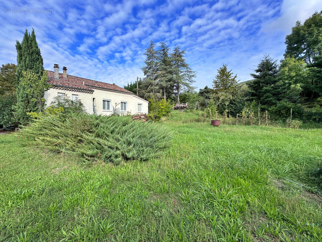 Maison à LE POET-LAVAL