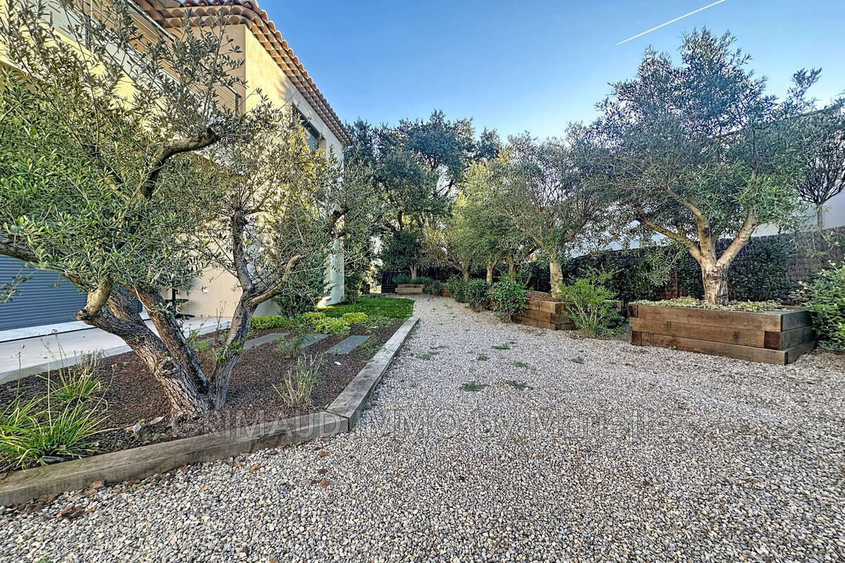 Maison à PLAN-DE-LA-TOUR