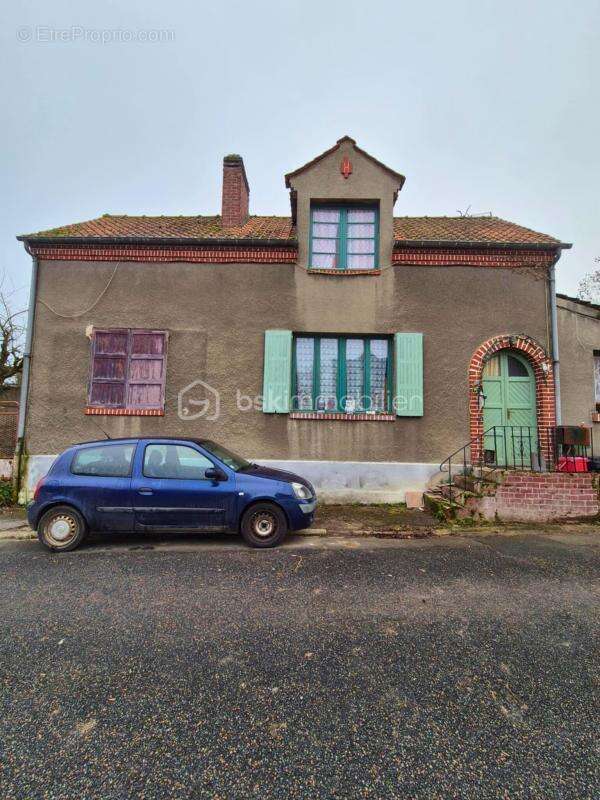 Maison à LONGPRE-LES-CORPS-SAINTS