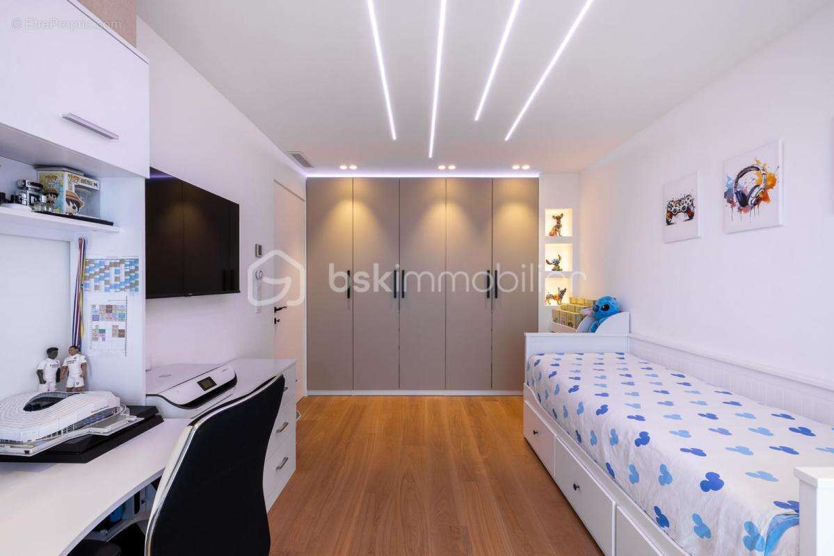 Appartement à LE CANNET