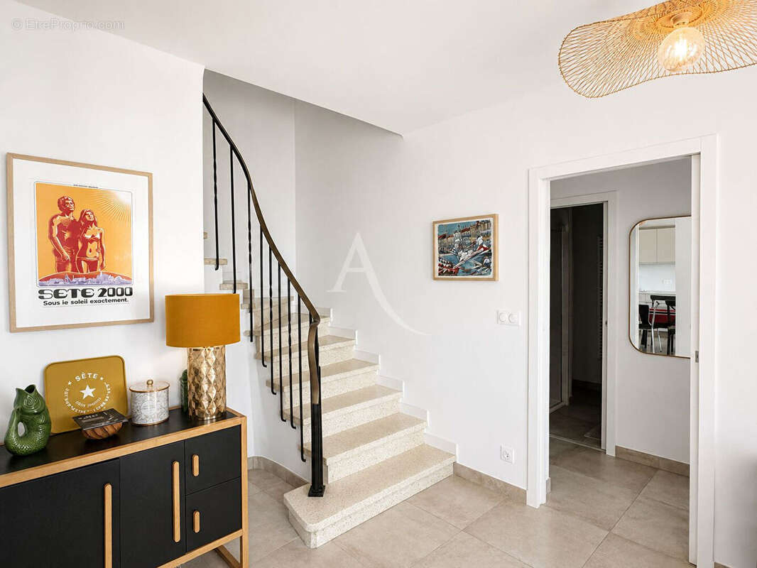 Maison Sète 5 pièces 100 m² - photo 9