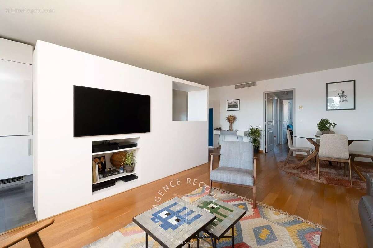 Appartement à MARSEILLE-8E