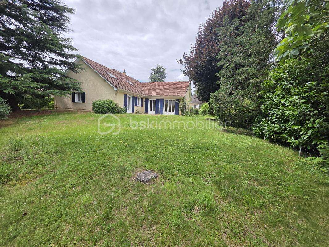 Maison à BALLAINVILLIERS