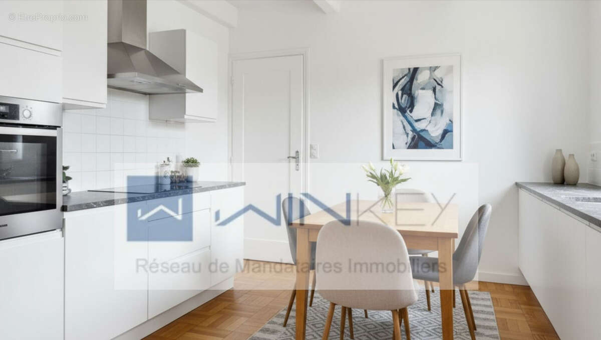Maison à LE MINIHIC-SUR-RANCE