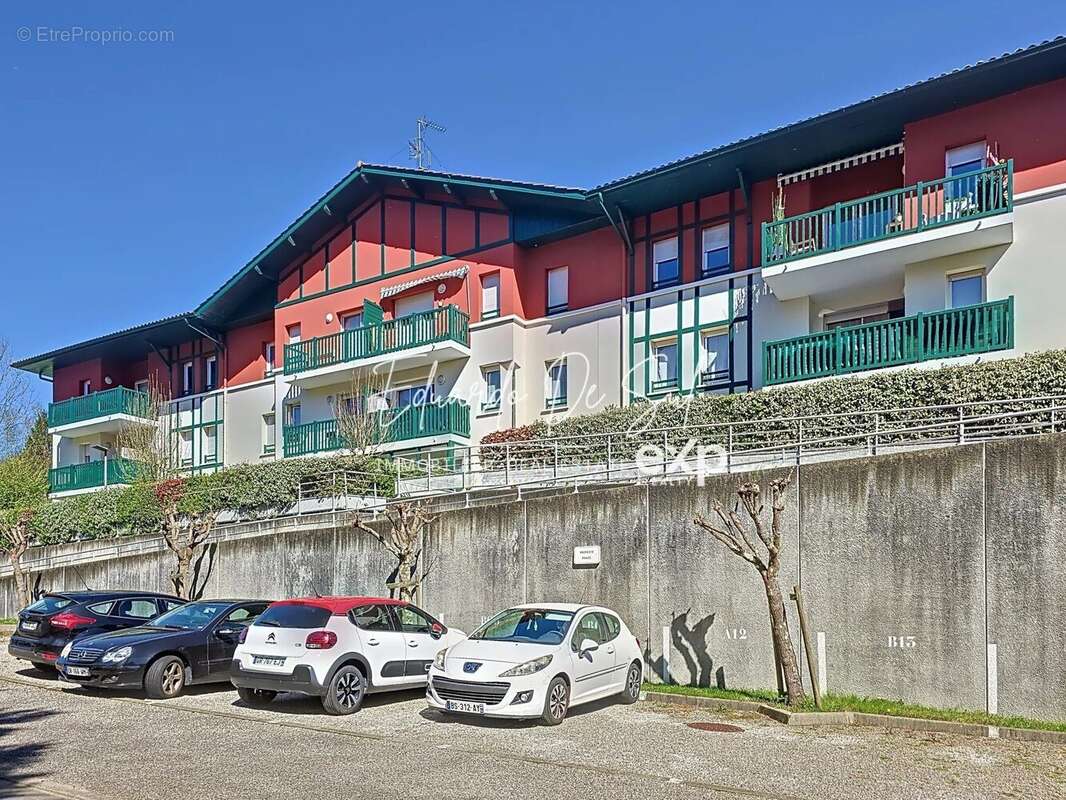 Appartement à URRUGNE