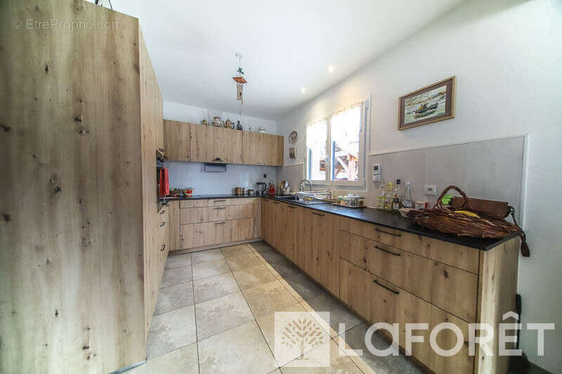 Maison à SAINT-CREPIN