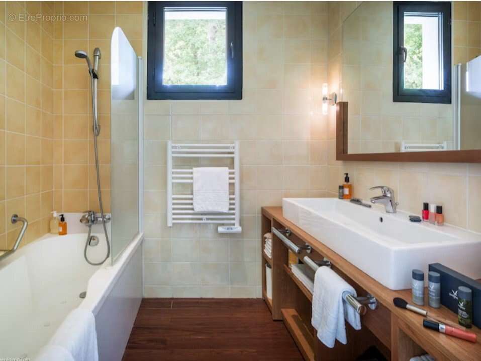 Appartement à LES BARILS