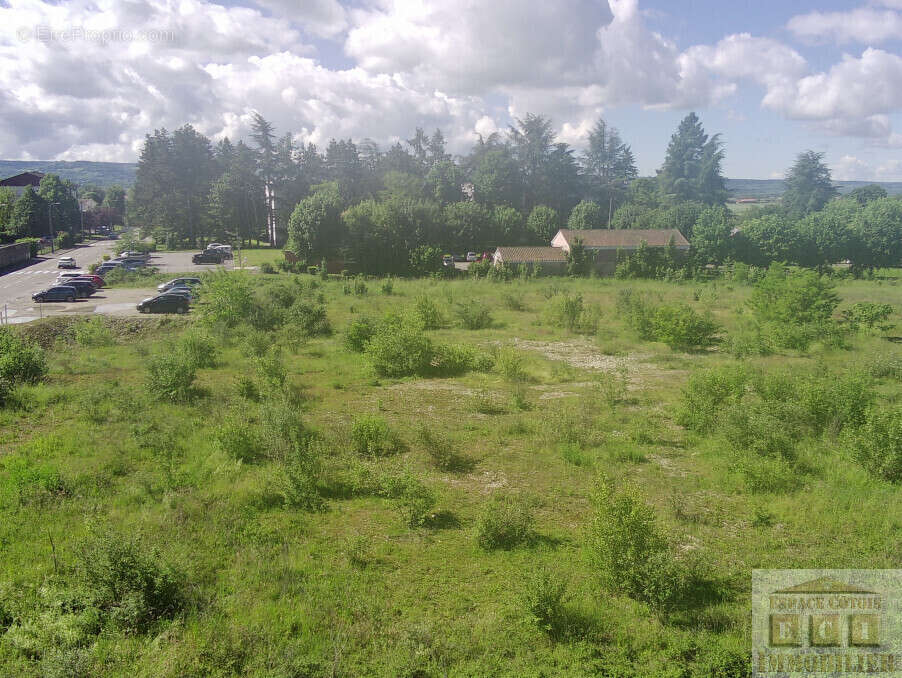 Terrain à LA COTE-SAINT-ANDRE