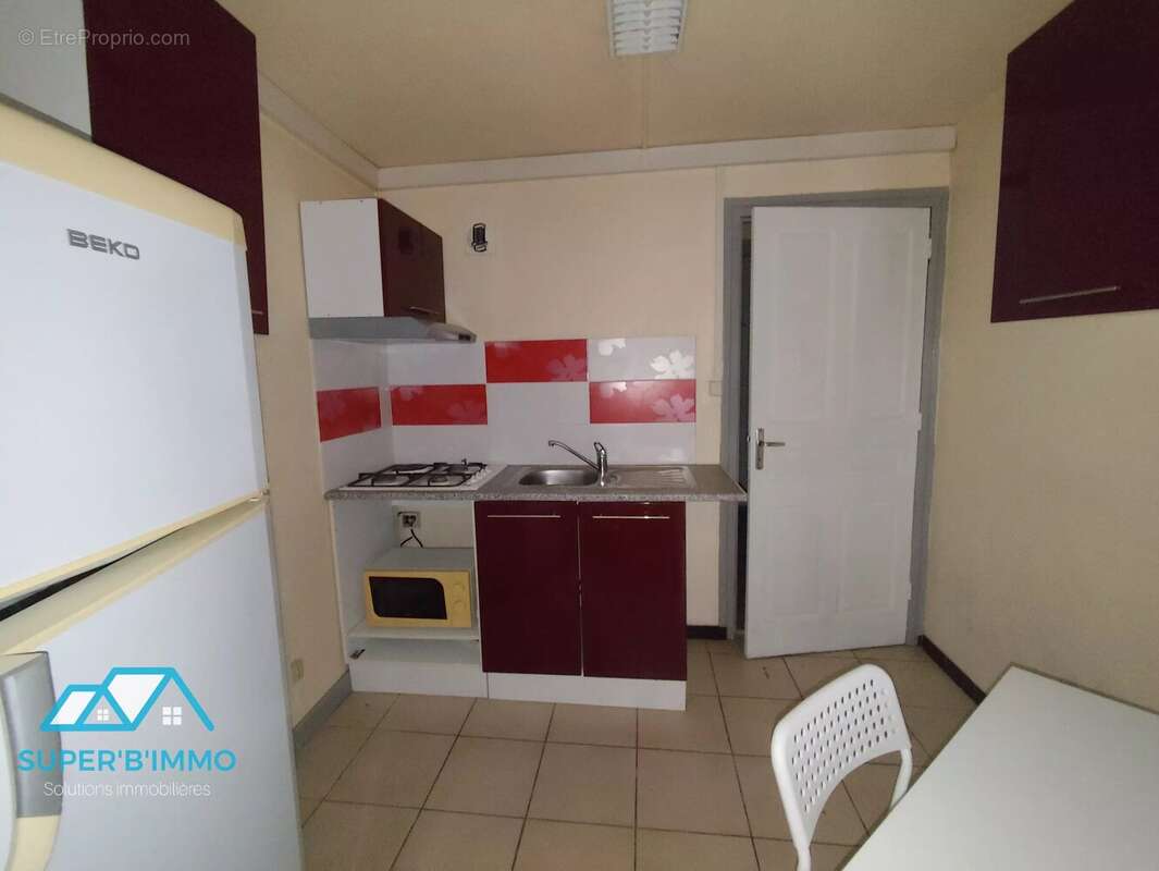 Appartement à SIAUGUES-SAINTE-MARIE