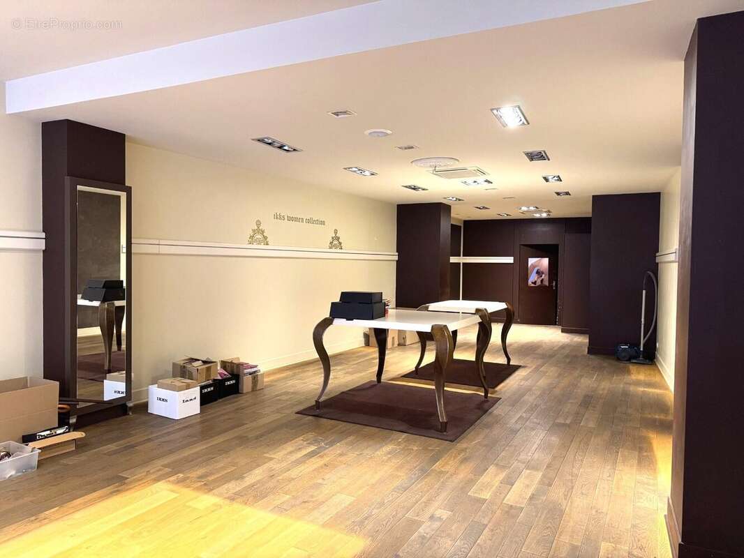 Commerce 116 m² à Romans-Sur-Isere  - photo 3