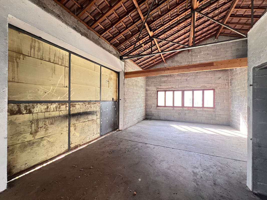 Commerce à CHANTEHEUX