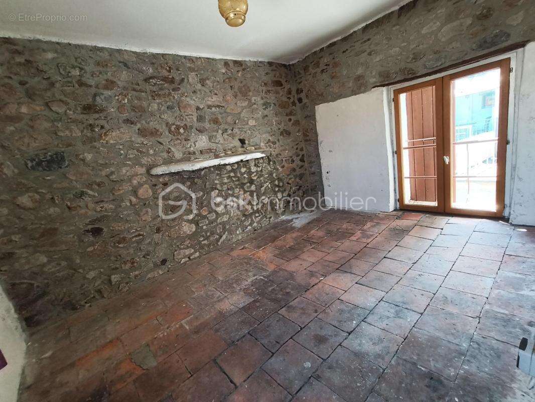  maison + studio indépendant refait à neuf avec terrasse & jardinet - photo 15