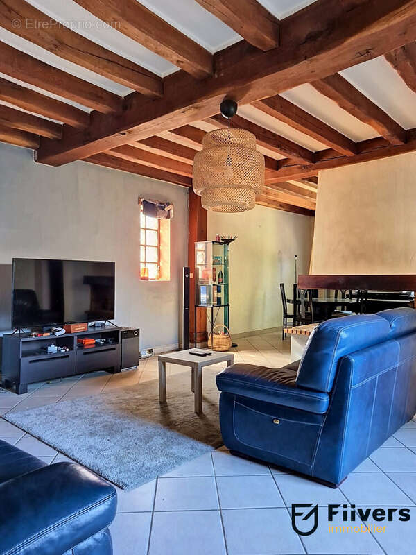 Maison 160 m² à Ormoy  - photo 2