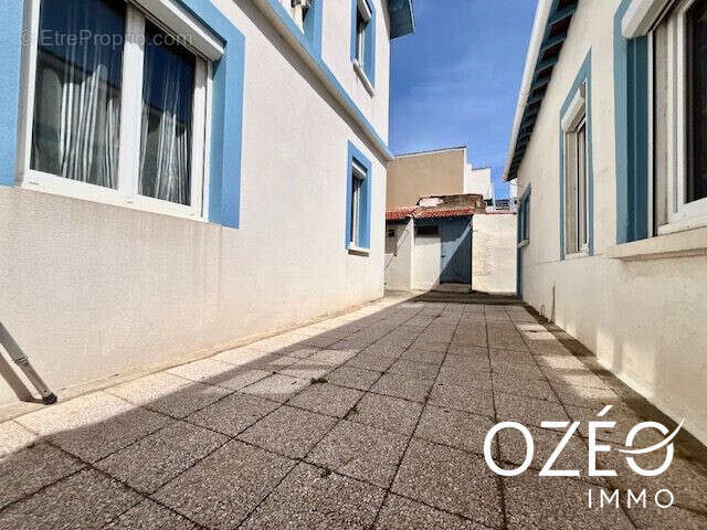 Appartement à CANET-EN-ROUSSILLON