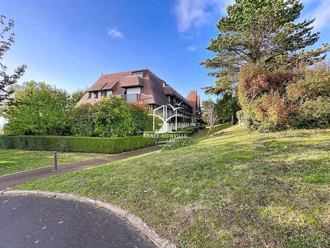 Appartement à BLONVILLE-SUR-MER