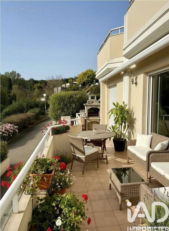 Photo 2 - Appartement à MANDELIEU-LA-NAPOULE