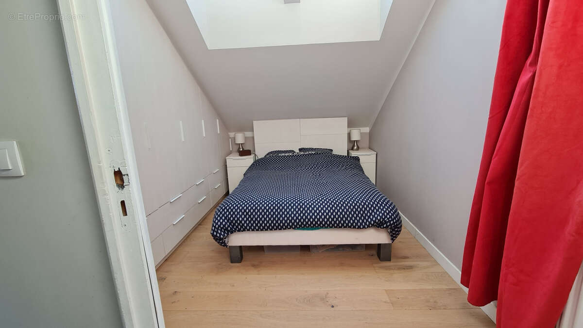 Maison à BURES-SUR-YVETTE