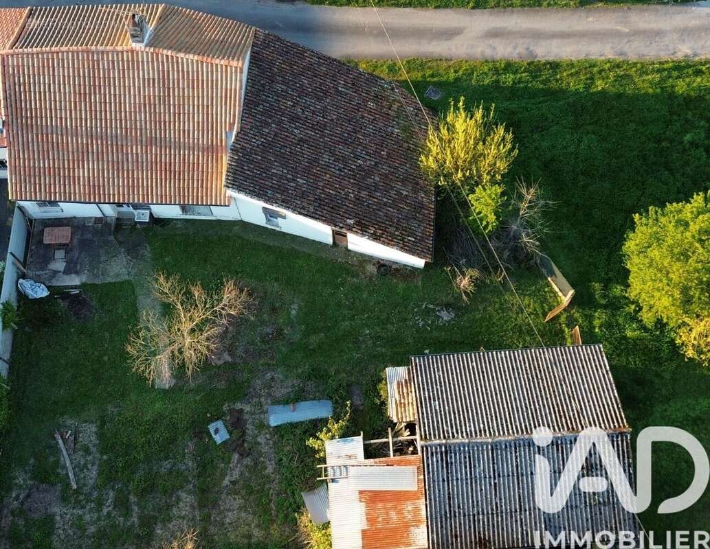 Photo 2 - Maison à USSON-DU-POITOU