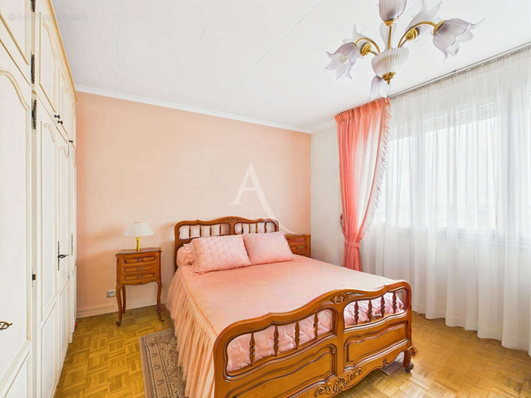 Appartement à CHAMPIGNY-SUR-MARNE