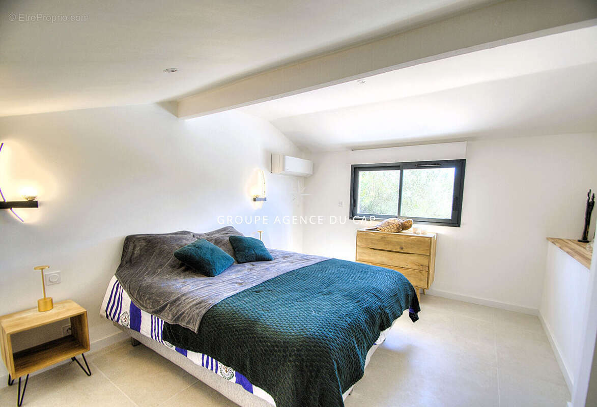 Maison à FREJUS