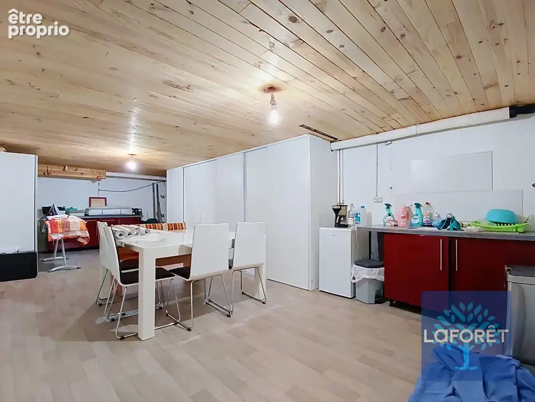 CHANTONNAY CENTRE-VILLE  maison 6 pièces 163m² habitable - photo 13