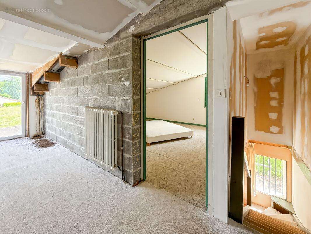 Maison à COURSAC