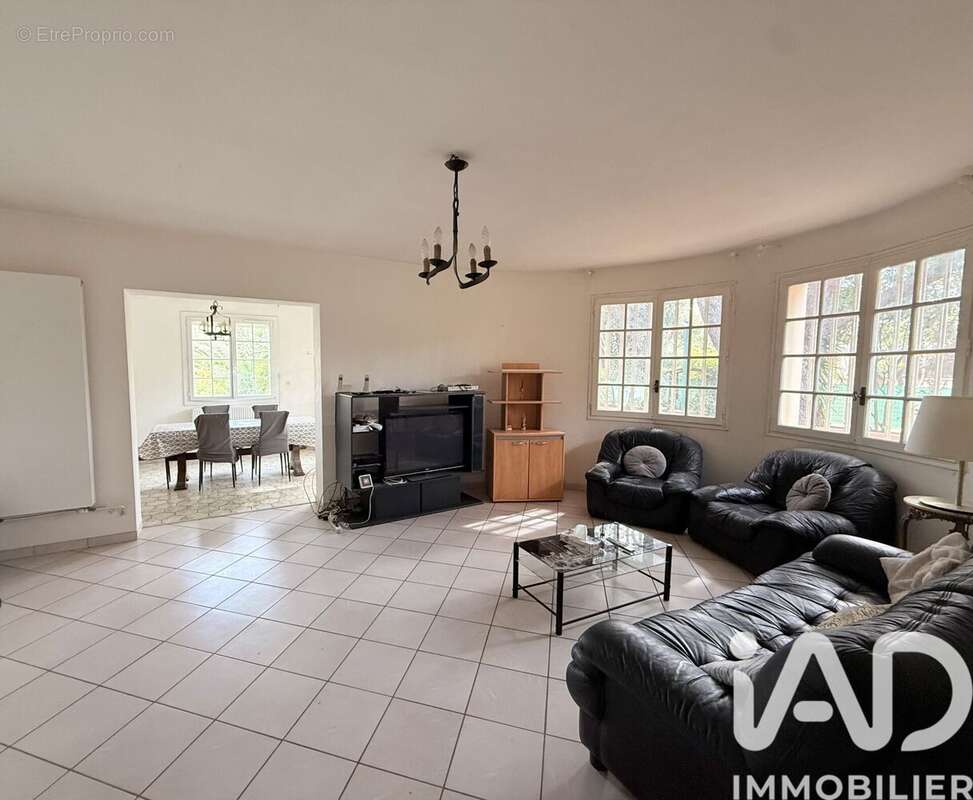 Photo 3 - Maison à SIX-FOURS-LES-PLAGES