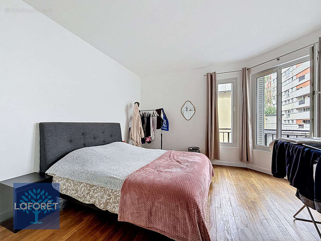 Appartement à PARIS-15E