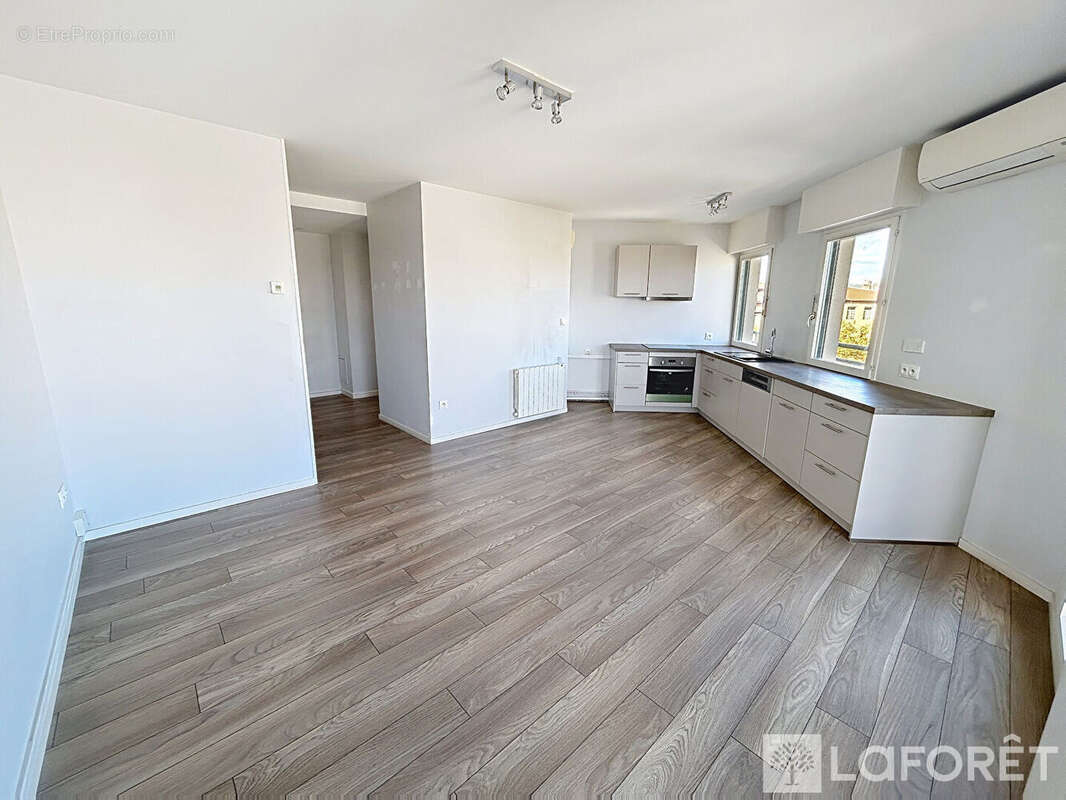 Appartement à LYON-1E