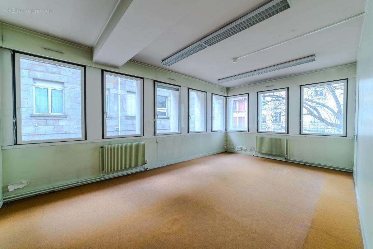 Commerce à SAINT-ETIENNE