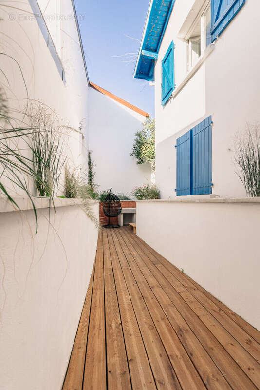 Loft contemporain, proche centre ville - photo 16