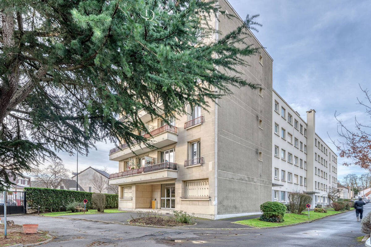 Appartement à NEUILLY-PLAISANCE