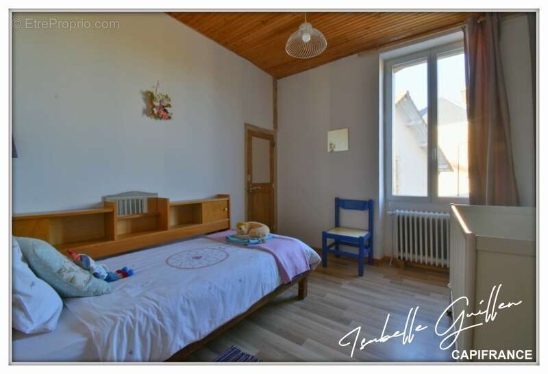 Maison à vendre 9 pièces VESDUN (18) - photo 23