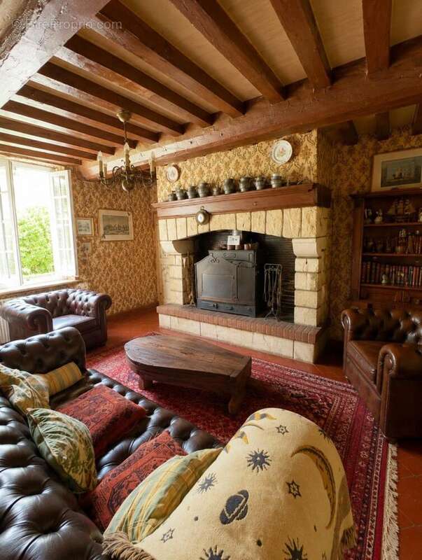 Maison 161 m² à Courtonne-Les-Deux-Eglises  - photo 4