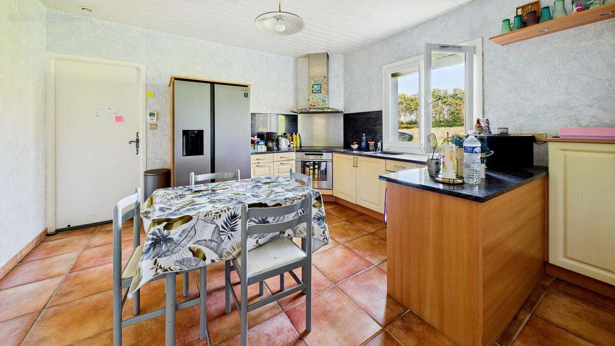 Maison à LIVRON-SUR-DROME