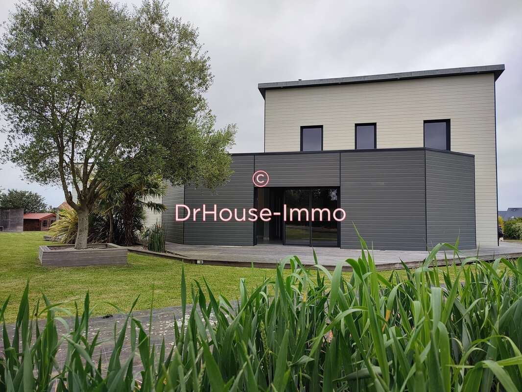 Maison à RUCQUEVILLE