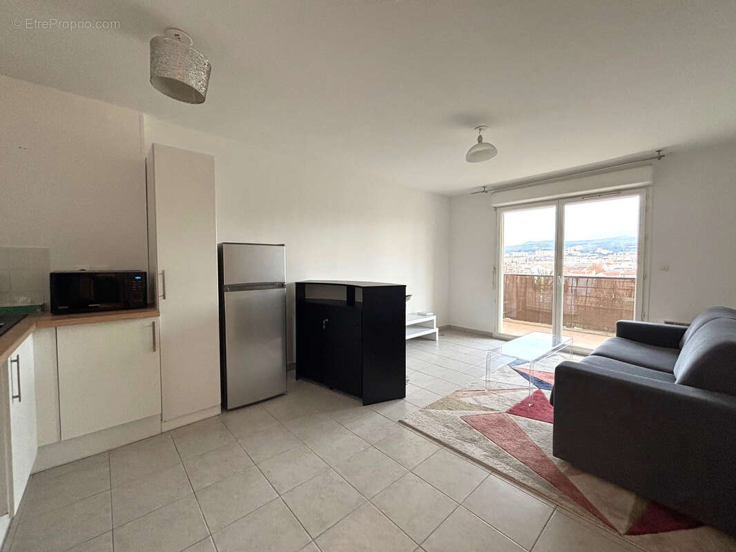 Appartement à MARSEILLE-15E