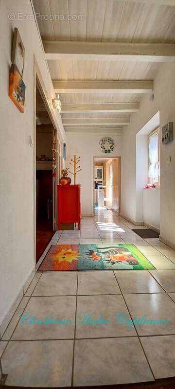 Charolles à 5 minutes, Maison en pierres, rénovée, de 128 m² avec grange attenante aménageable, sur terrain de 2 357 m² - photo 18