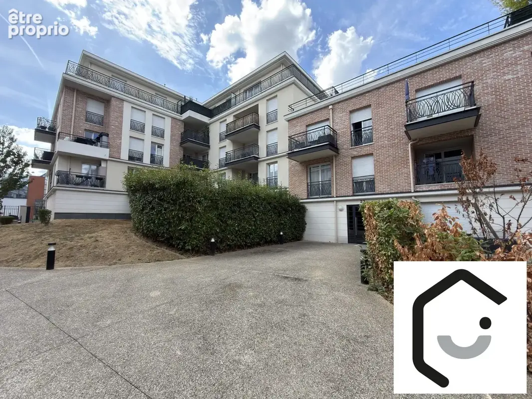 Photo 1 - Appartement à SAINT-GRATIEN