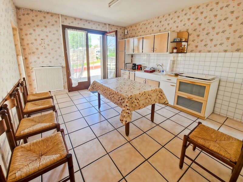 Maison à TONNAY-BOUTONNE