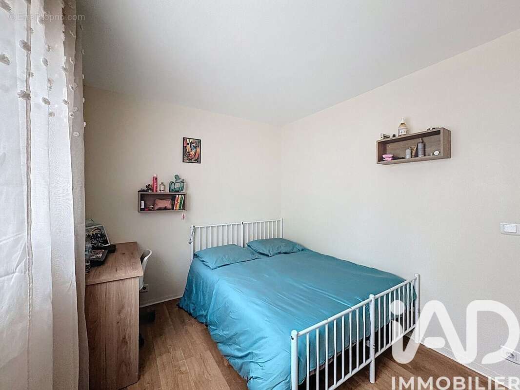 Photo 8 - Appartement à VILLENEUVE-LA-GARENNE