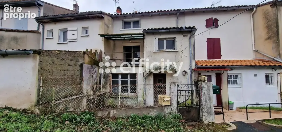 Maison à LA COURONNE