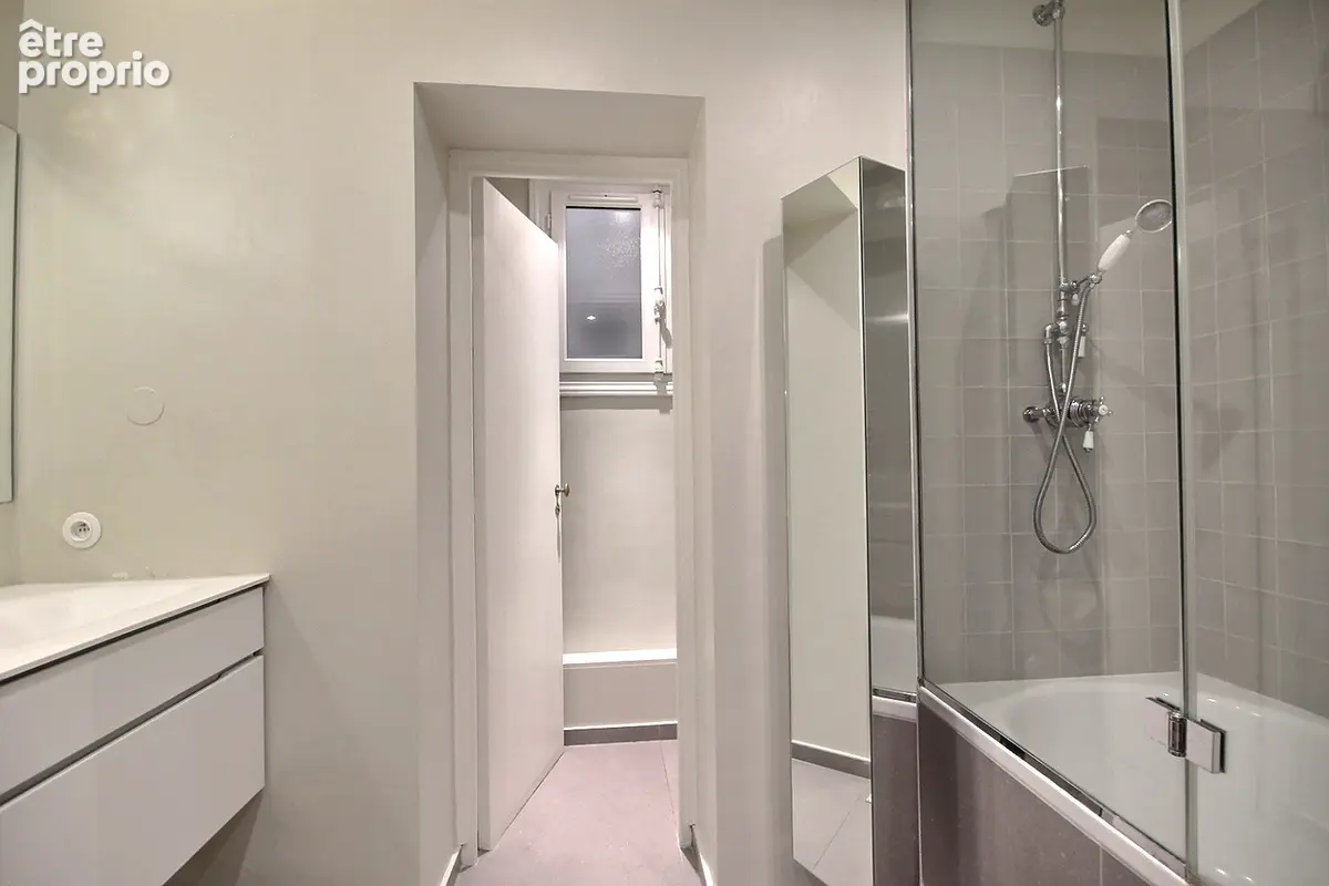 PARIS 8e - Saint-Augustin / Saint-Lazare - 182 m² - 4 chambres - Réceptions plein Sud - photo 8