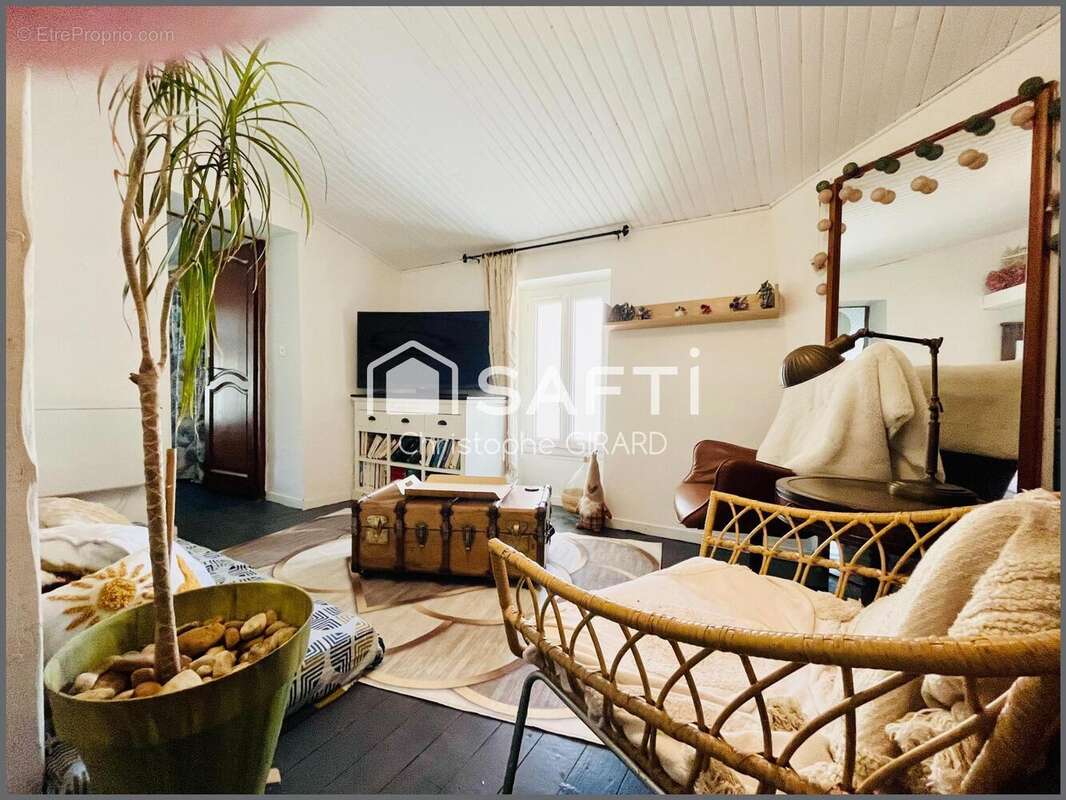 Photo 4 - Maison à LA BASTIDE-DES-JOURDANS