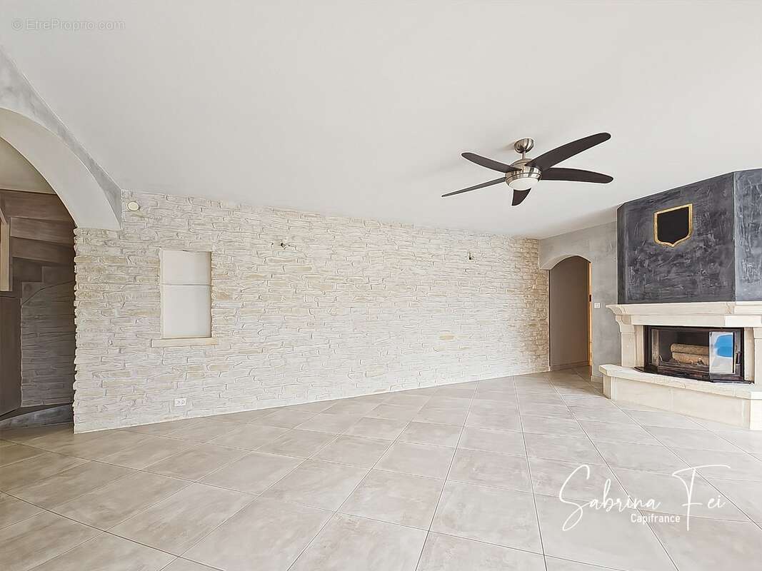 Maison familiale de plus de 165 m² – quartier résidentiel recherché – calme absolu – sans vis-à-vis – exposition sud – piscine - photo 27