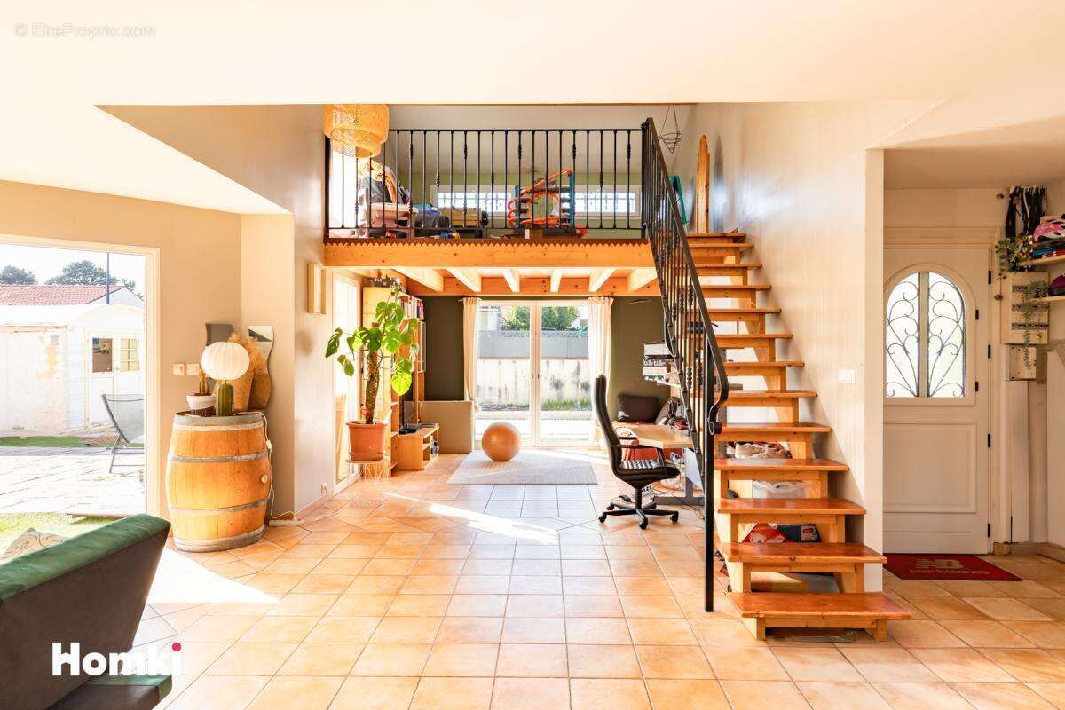 Maison à MONTRABE