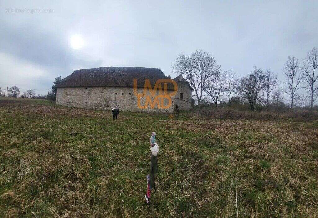 Maison à VILLENEUVE