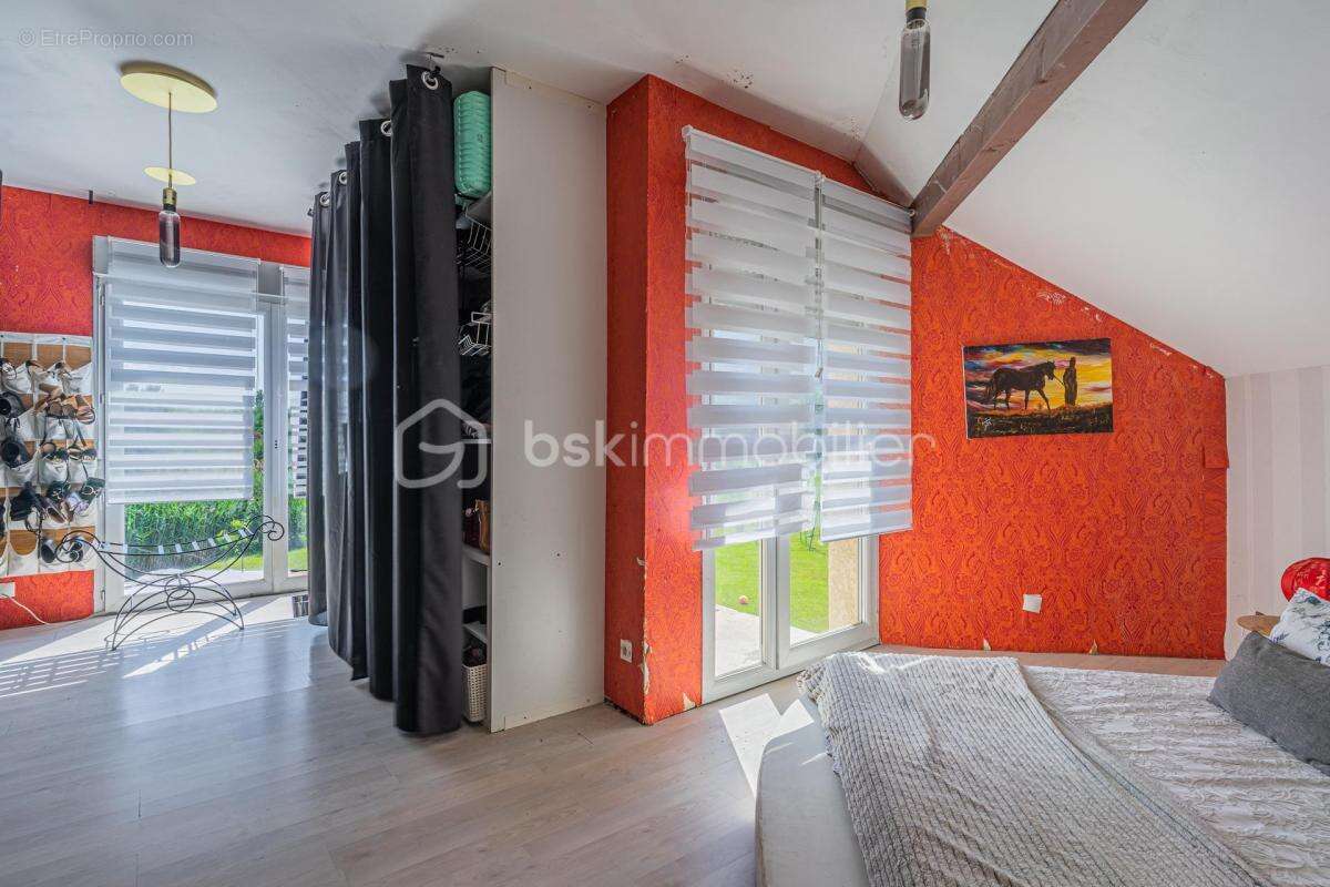 Maison à SERRIERES-EN-CHAUTAGNE