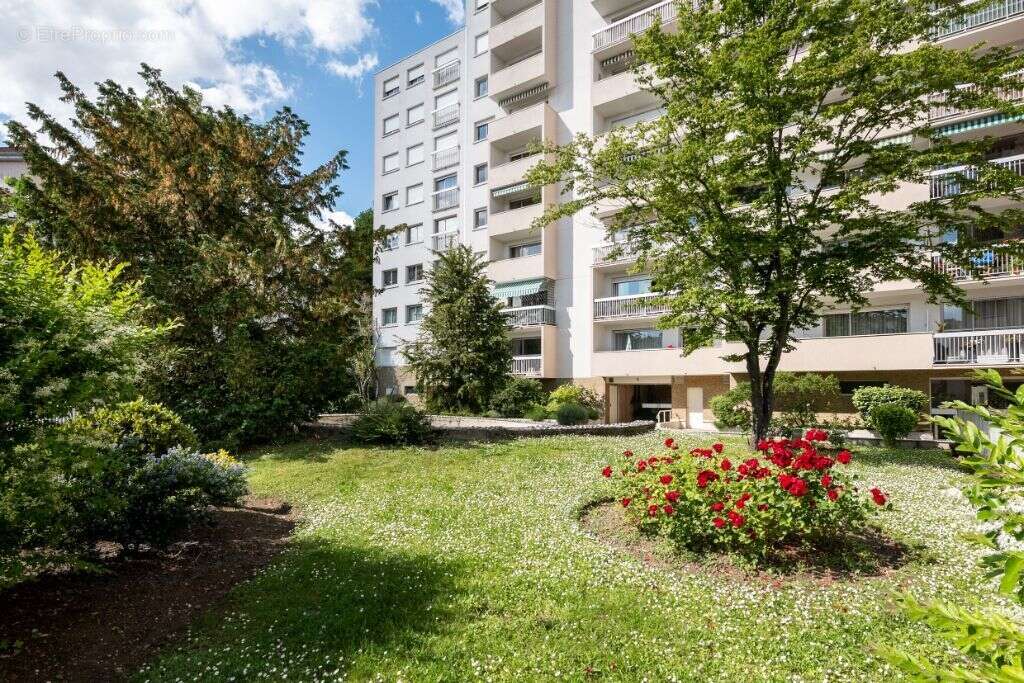 Appartement à SEVRES
