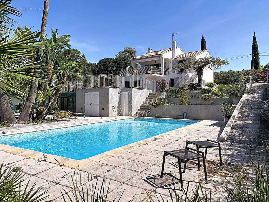 Maison à LA CROIX-VALMER